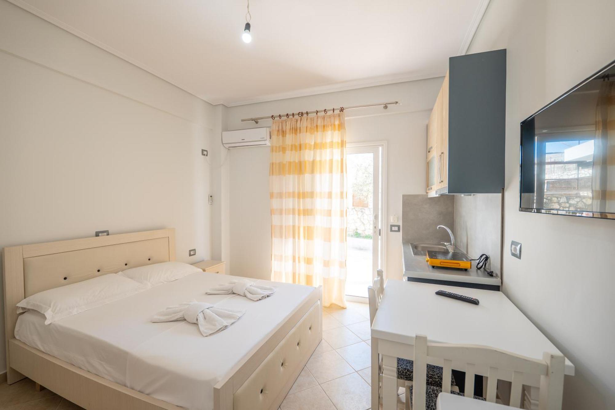 Vila Celi Sarandë Eksteriør billede