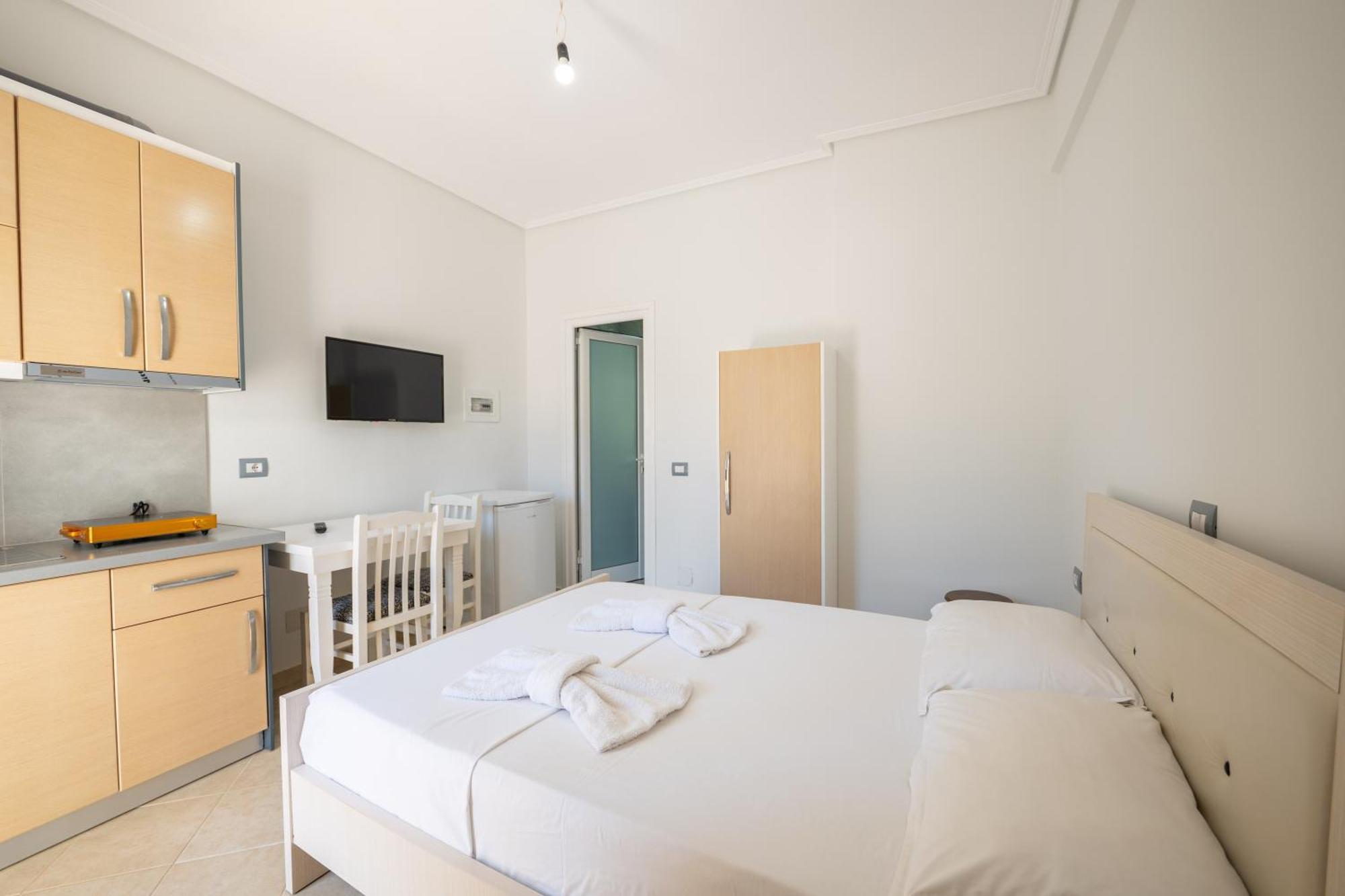 Vila Celi Sarandë Eksteriør billede