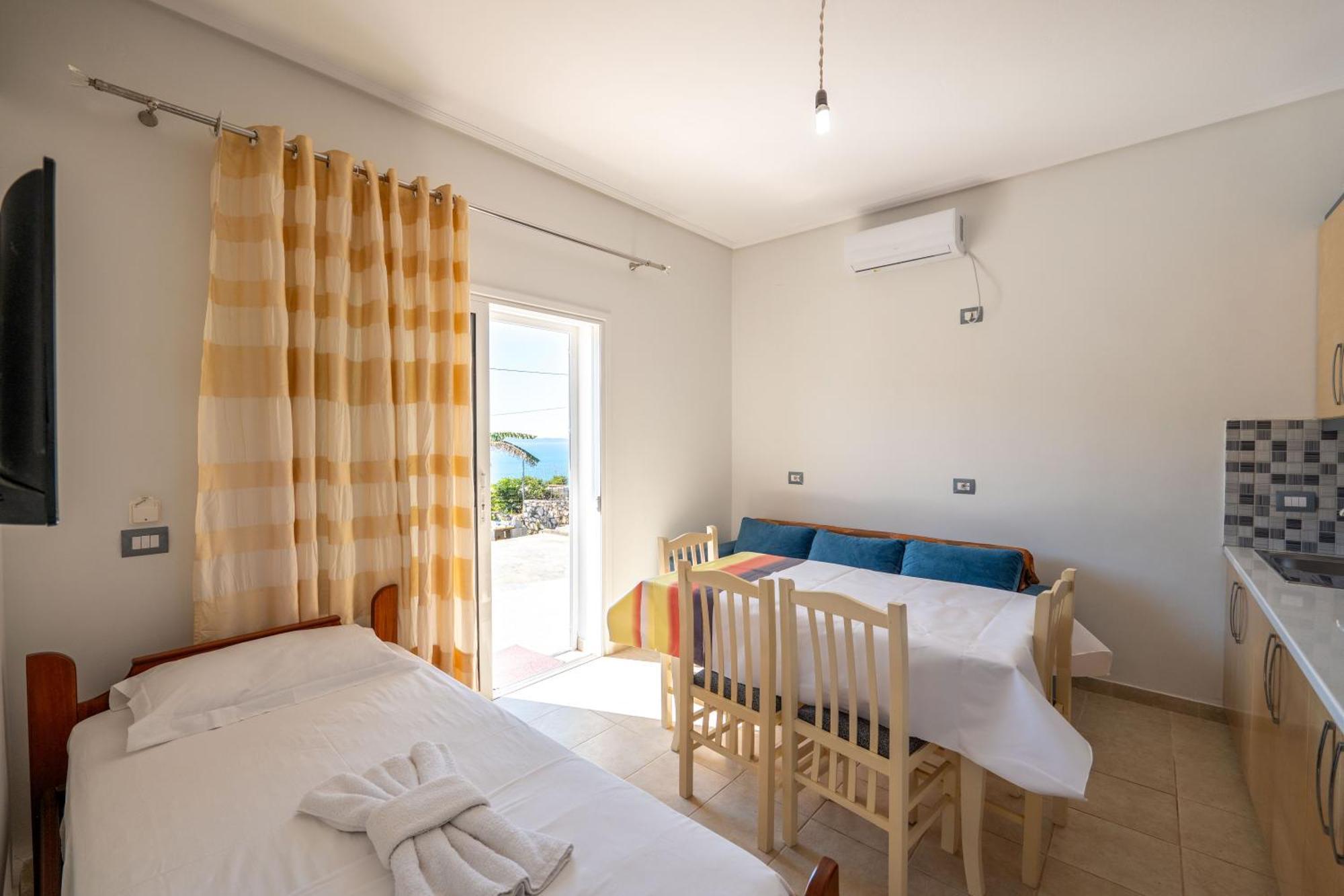 Vila Celi Sarandë Eksteriør billede