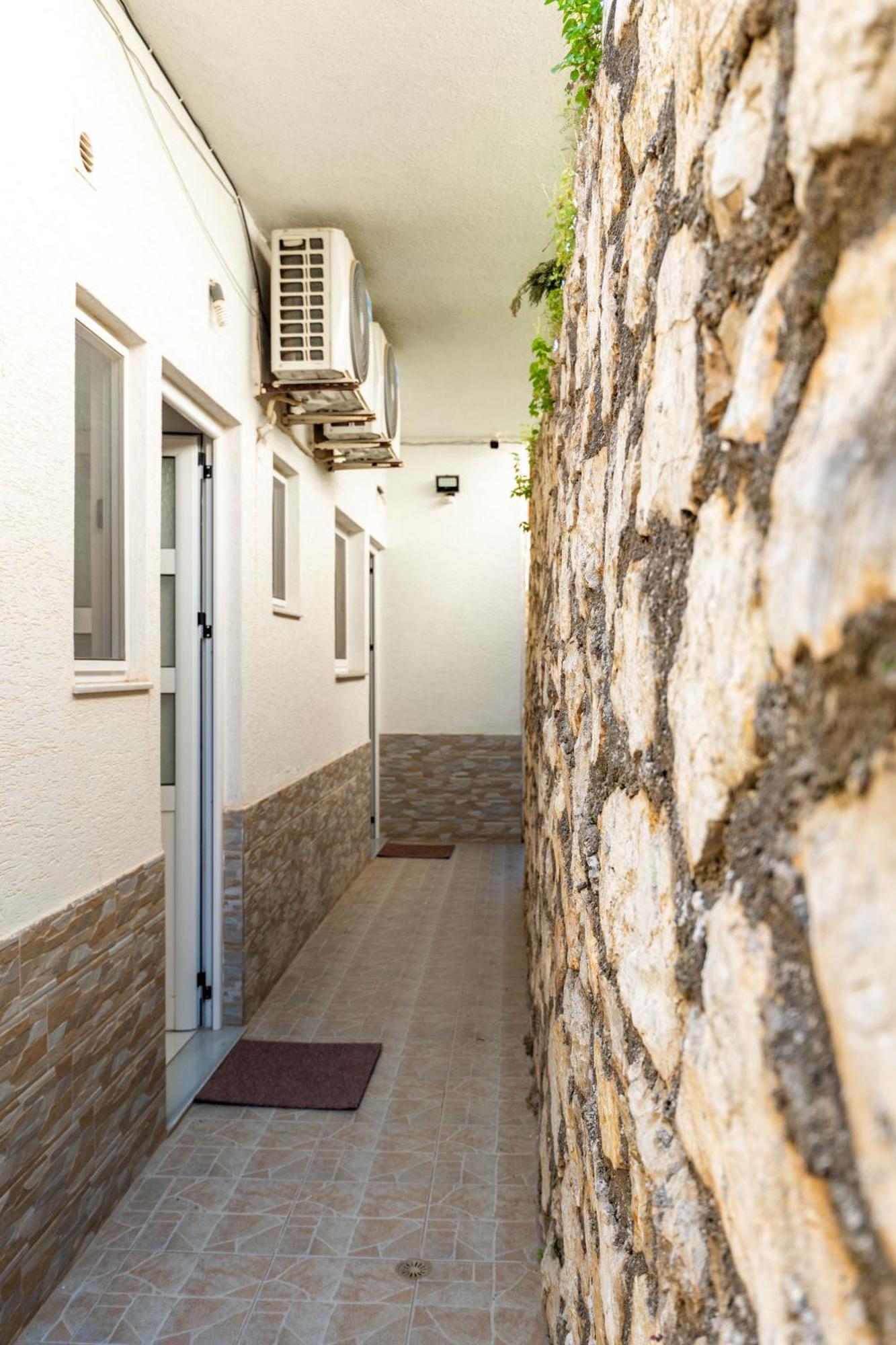 Vila Celi Sarandë Eksteriør billede