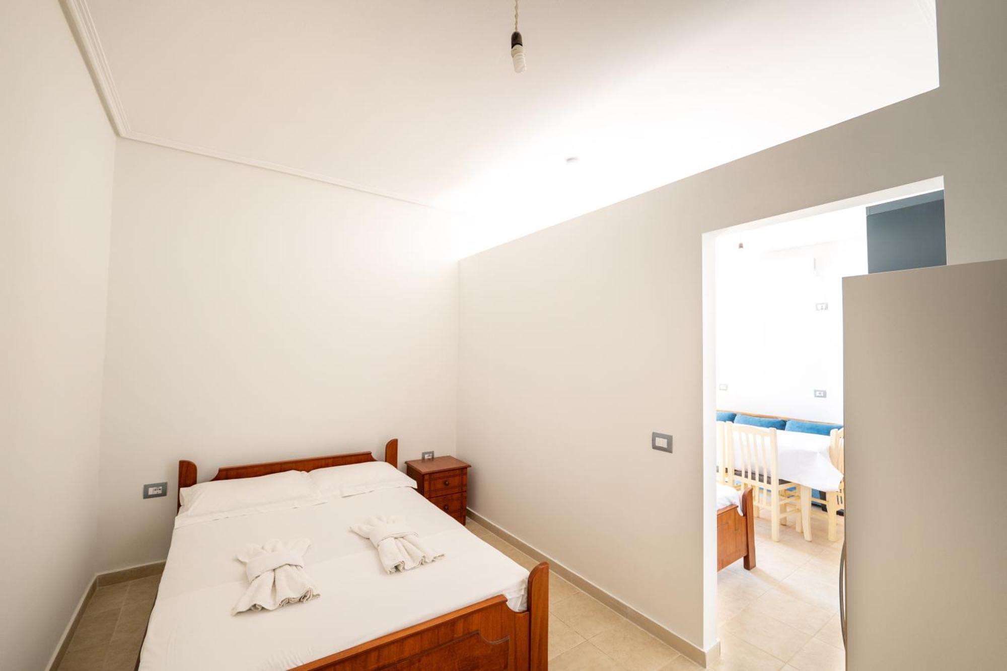 Vila Celi Sarandë Eksteriør billede
