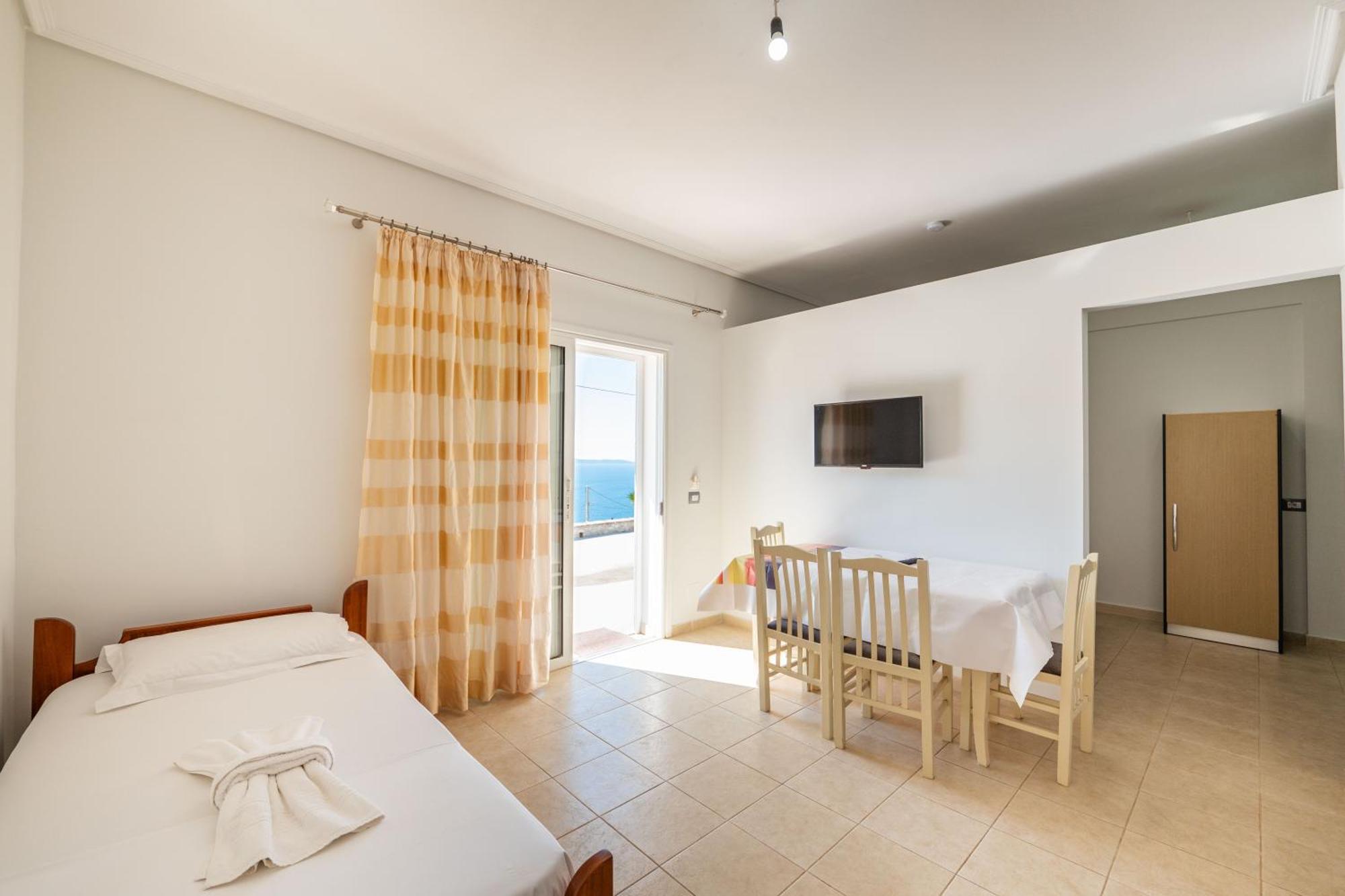 Vila Celi Sarandë Eksteriør billede