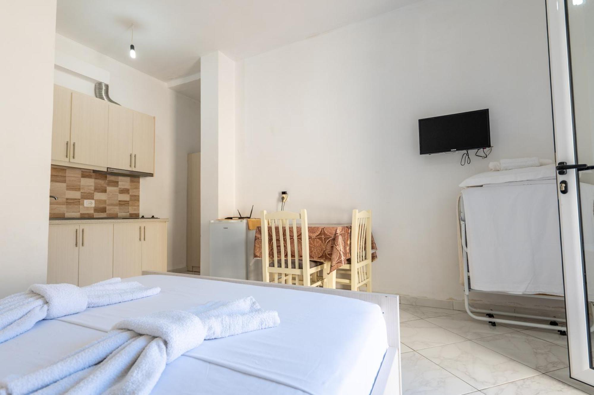 Vila Celi Sarandë Eksteriør billede